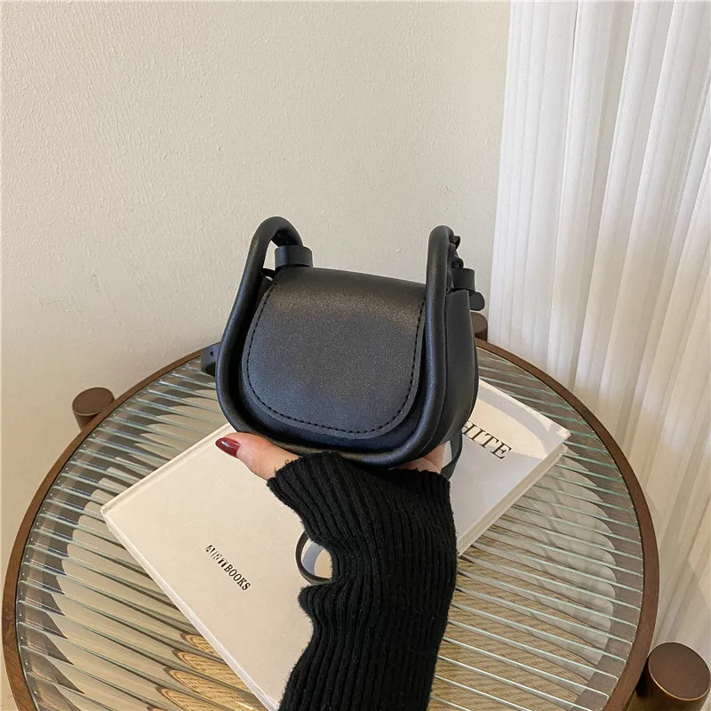 캔디 컬러 패션 PU 가죽 미니 크로스바디 백, 여성용 - Saddle Bag Leather 리뷰 및 가격